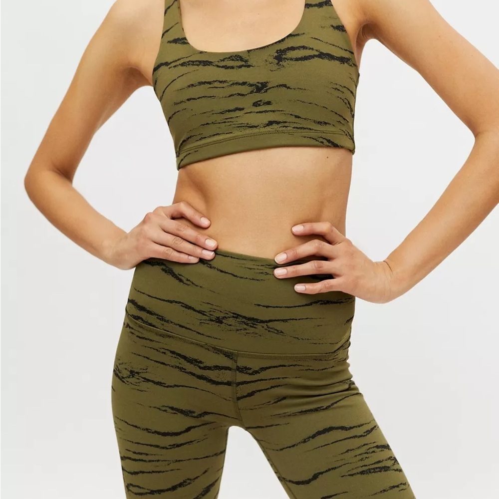 Beyond Yoga High-Waisted Bike Short